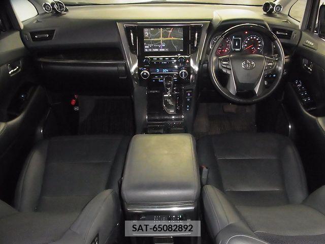 Toyota ALPHARD 2020-04 206525-2