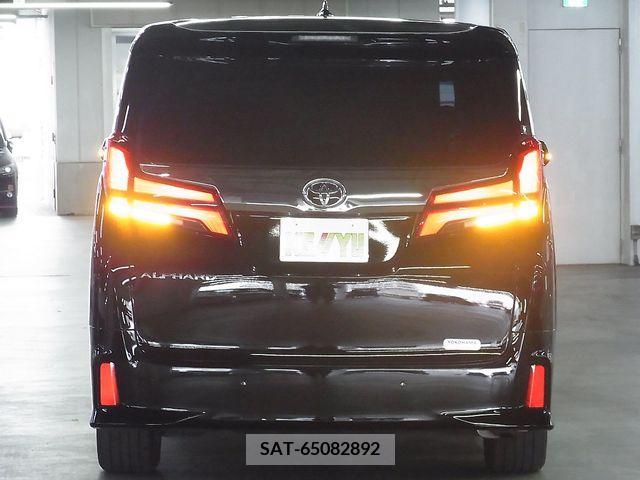 Toyota ALPHARD 2020-04 206525-5
