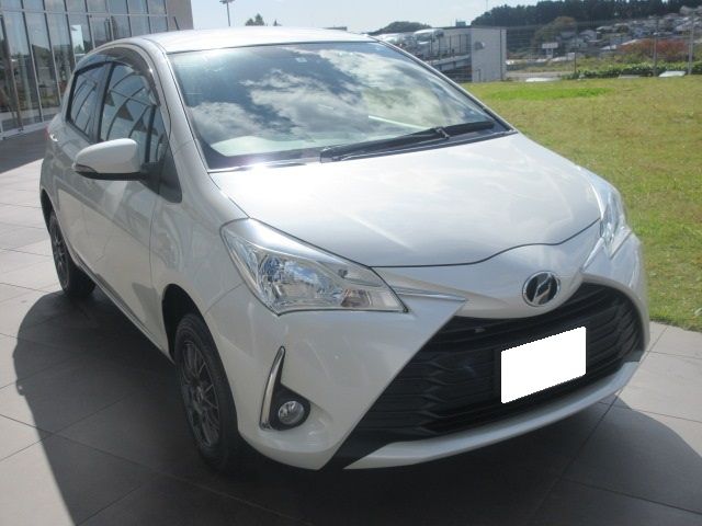 Toyota VITZ 2017-08 25230-2