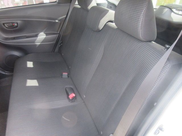 Toyota VITZ 2017-08 25230-5