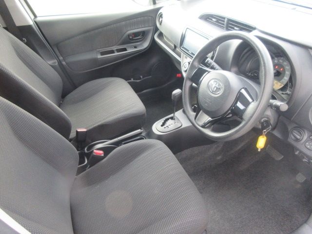 Toyota VITZ 2017-08 25230-10