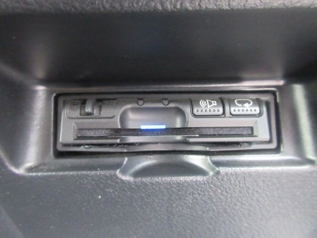 Toyota VITZ 2017-08 25230-15