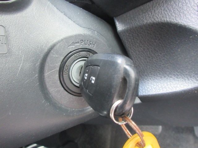 Toyota VITZ 2017-08 25230-18