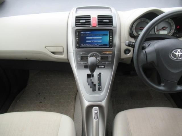 Toyota AURIS 2008-03 183082-20