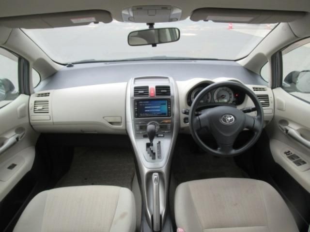 Toyota AURIS 2008-03 183082-2