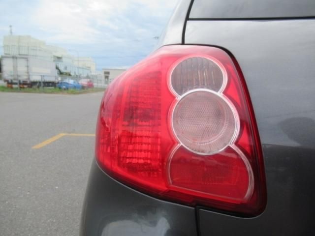 Toyota AURIS 2008-03 183082-28