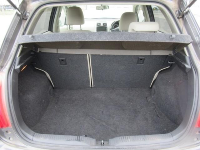 Toyota AURIS 2008-03 183082-15