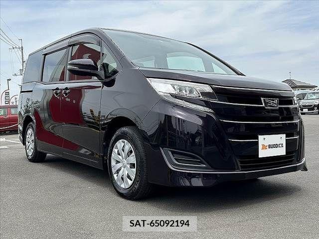 Toyota NOAH 2017-07 227948-7