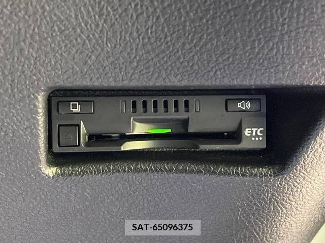 Toyota SIENTA 2021-04 298367-6
