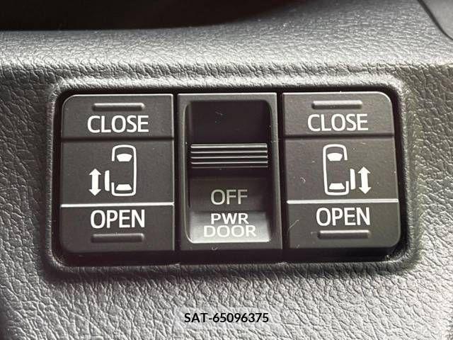 Toyota SIENTA 2021-04 298367-5
