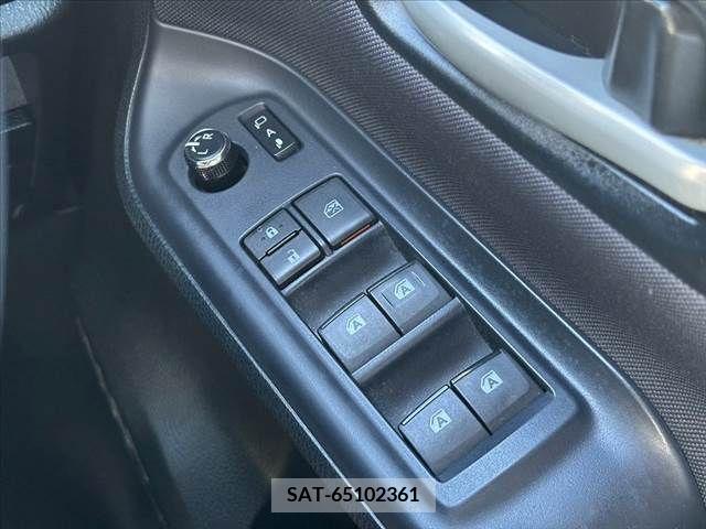 Toyota VOXY 2014-03 394987-24