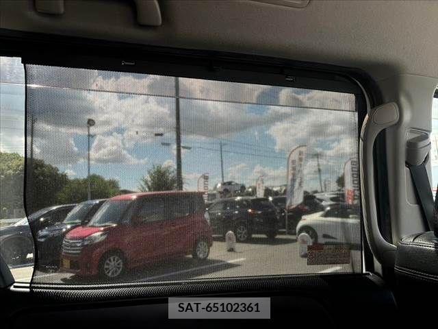 Toyota VOXY 2014-03 394987-28