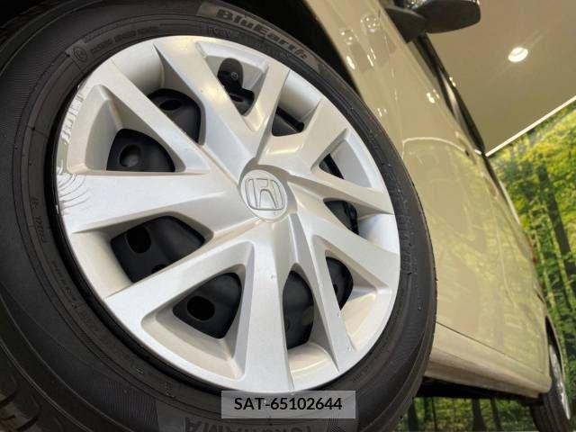 Honda N BOX 2018-02 307189-13