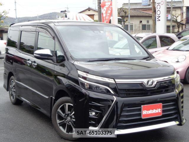 Toyota VOXY 2018-02 237301-3