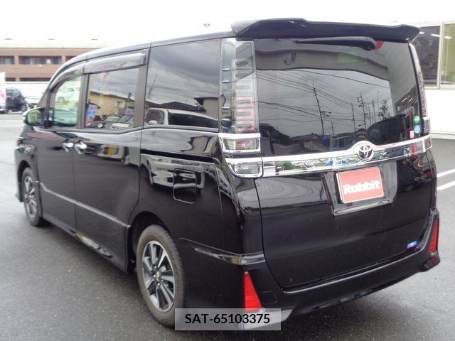 Toyota VOXY 2018-02 237301-6
