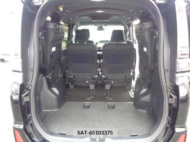 Toyota VOXY 2018-02 237301-11