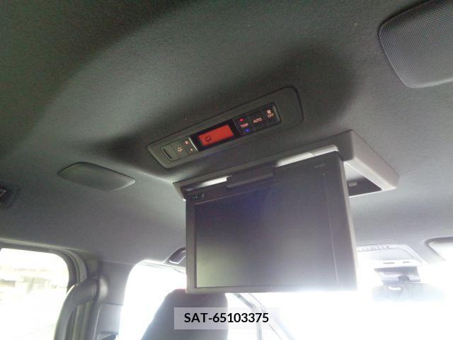 Toyota VOXY 2018-02 237301-16