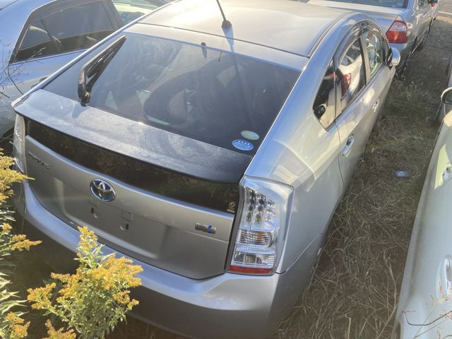 Toyota PRIUS 2009-11 191235-2