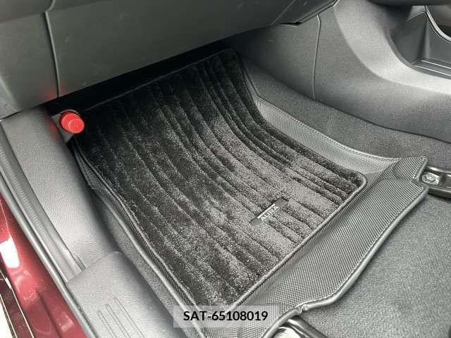 Nissan AURA 2023-07 292935-4