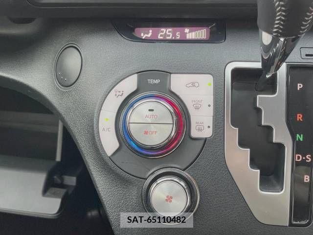 Toyota SIENTA 2016-08 255351-6