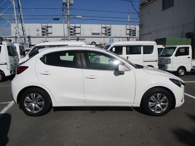 Mazda DEMIO 2015-01 11181-6