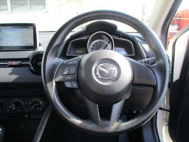 Mazda DEMIO 2015-01 11181-10