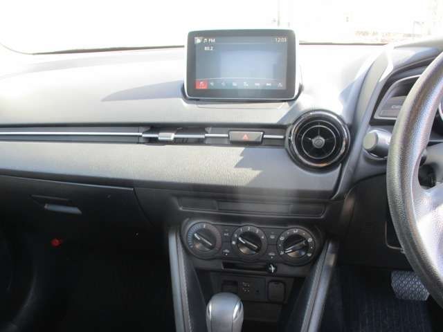 Mazda DEMIO 2015-01 11181-9
