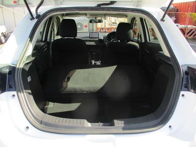 Mazda DEMIO 2015-01 11181-21