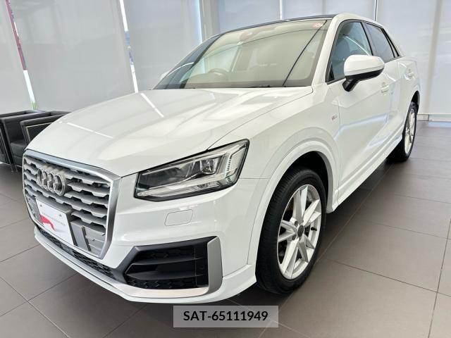 Audi Q2 2019-02 219369-0