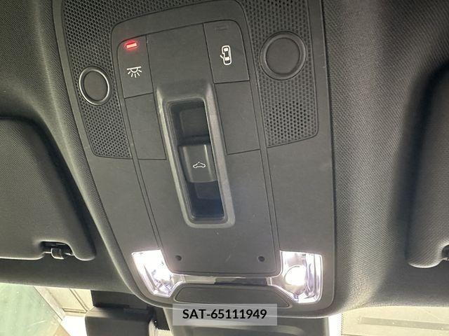 Audi Q2 2019-02 219369-13