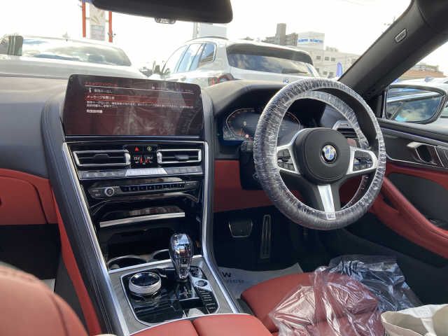 Bmw 8 SERIES 2023-03 196125-1