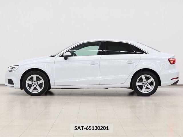 Audi A3 SEDAN 2018-07 255163-14