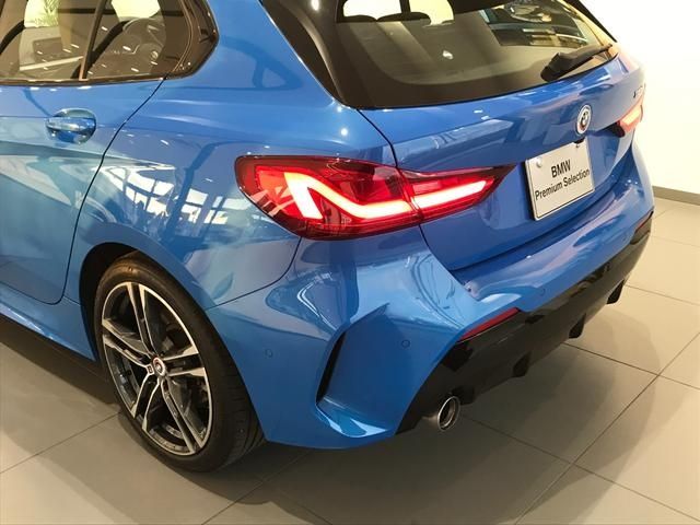 Bmw 1 SERIES 2022-08 21848-8