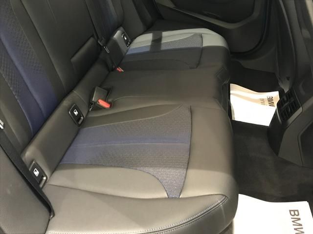 Bmw 1 SERIES 2022-08 21848-18