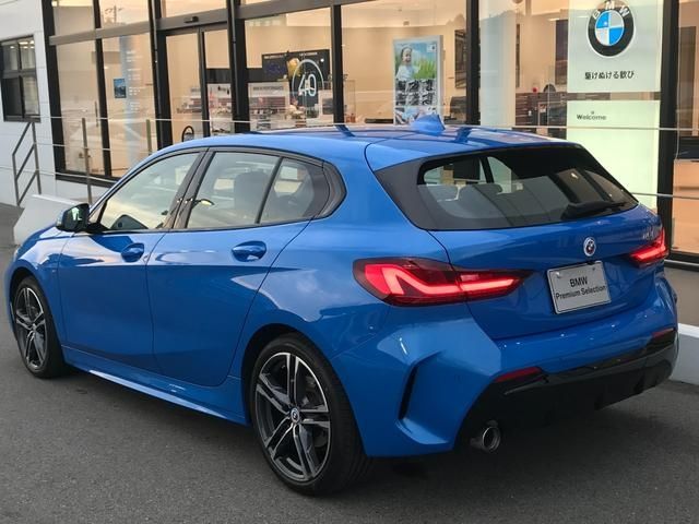 Bmw 1 SERIES 2022-08 21848-2