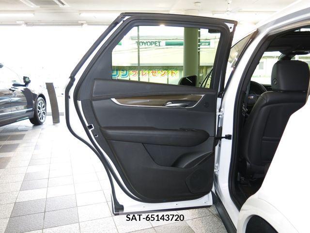 Cadillac XT5 2019-10 389844-26