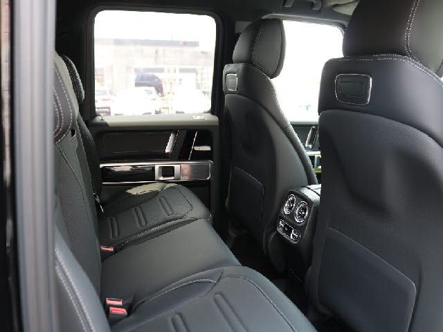 Mercedes Benz G-CLASS 2022-09 3821-13
