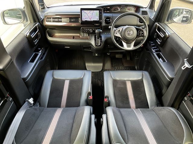 Honda N BOX CUSTOM 2019-08 182717-1