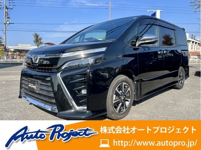 Toyota VOXY 2018-06 12617-0