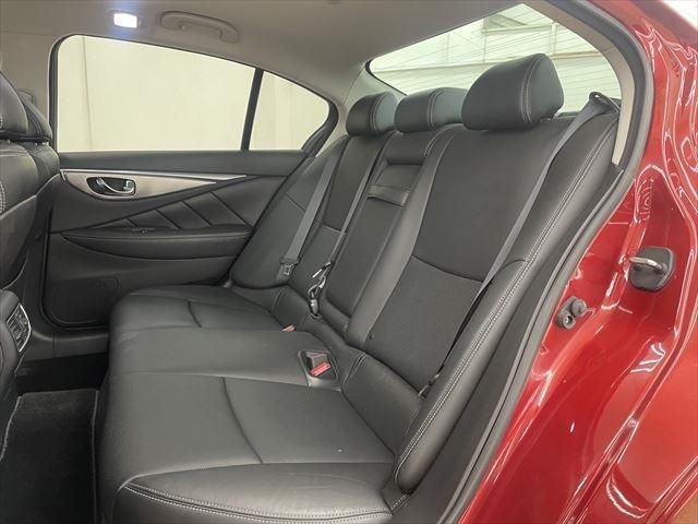Nissan SKYLINE 2015-03 191047-22