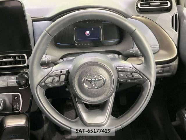 Toyota AQUA 2021-09 224398-11