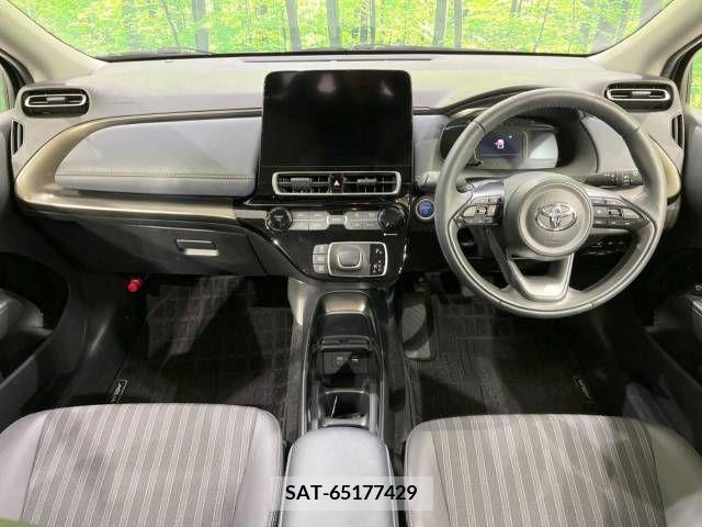 Toyota AQUA 2021-09 224398-1