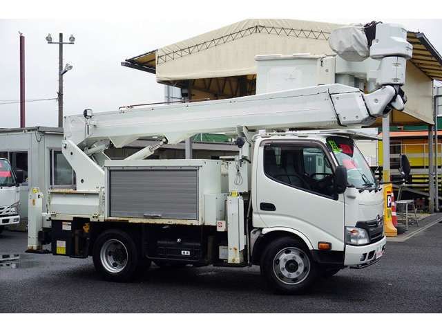 Hino DUTRO 2014-02 7685-4
