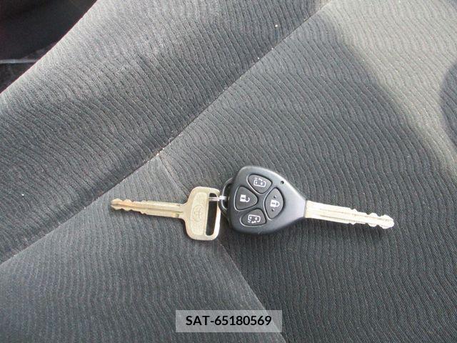 Toyota VOXY 2013-03 395027-14
