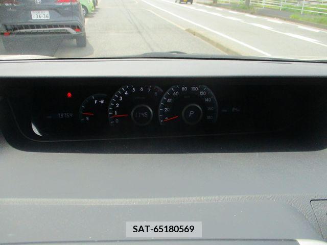 Toyota VOXY 2013-03 395027-29