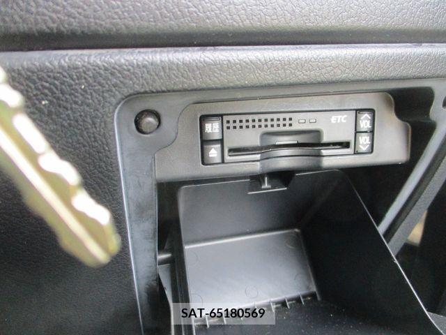 Toyota VOXY 2013-03 395027-10