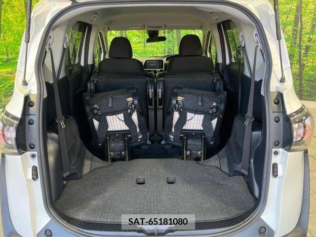 Toyota SIENTA 2019-03 218434-11