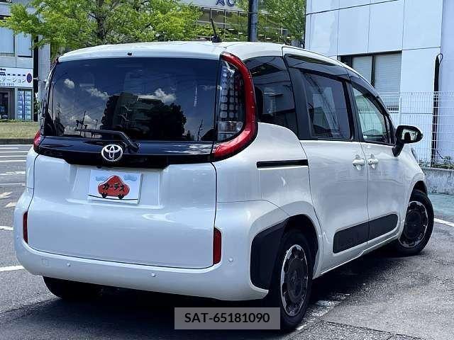 Toyota SIENTA 2023-02 350942-2