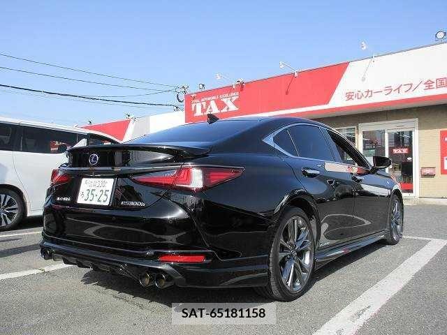 Lexus ES 2019-05 201163-2