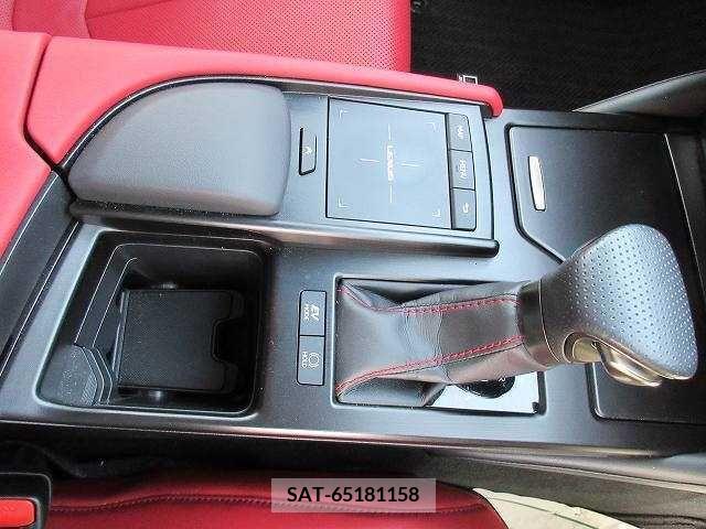 Lexus ES 2019-05 201163-7